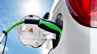 Wer darf mobile Ladeleitungen für Elektrofahrzeuge prüfen – und welche Qualifikation ist dafür erforderlich? Eine neue Schrift des Fachbereichs ETEM klärt auf.
