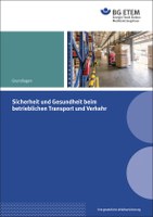 Neue Broschüre zum betrieblichen Transport Arbeitsunfälle bei Transportarbeiten haben vielfache Ursachen: von Schäden an Transportmitteln über fehlende Unterweisungen bis hin zu zugestellten oder zu schmalen Verkehrswegen. Mit einer neuen Broschüre wendet sich die BG ETEM an die an Transportarbeiten beteiligten Personen und stellt Schutzmaßnahmen, Arbeitsmittel und -verfahren für ein sicheres Arbeiten vor.