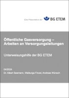 Öffentliche Gasversorgung: Arbeiten an Versorgungsleitungen Die neue Unterweisungshilfe der BG ETEM zum Arbeiten an Leitungen der Gasversorgung gibt einleitend den Unterweisenden Hinweise für ihre Präsentation und richtet sich dann an die zu Unterweisenden mit diesen und weiteren Themen: Gefährdungen bei Arbeiten an Gasleitungen, Schutzmaßnahmen, persönliche Schutzausrüstung, Brand- und Explosionsschutz, Sperr- und Quetschverfahren, gefahrloses Abführen von Gas, Trennen der Gasleitung, Muffenüberschieber.